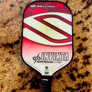 Selkirk Invicta Pickleball Paddle Lightweight